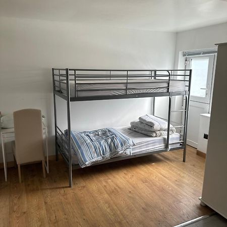 Barrs Court Beds Hotell Warmley Eksteriør bilde